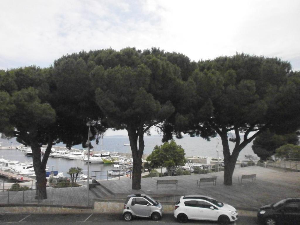 Hotel Le Richiardi Carqueiranne