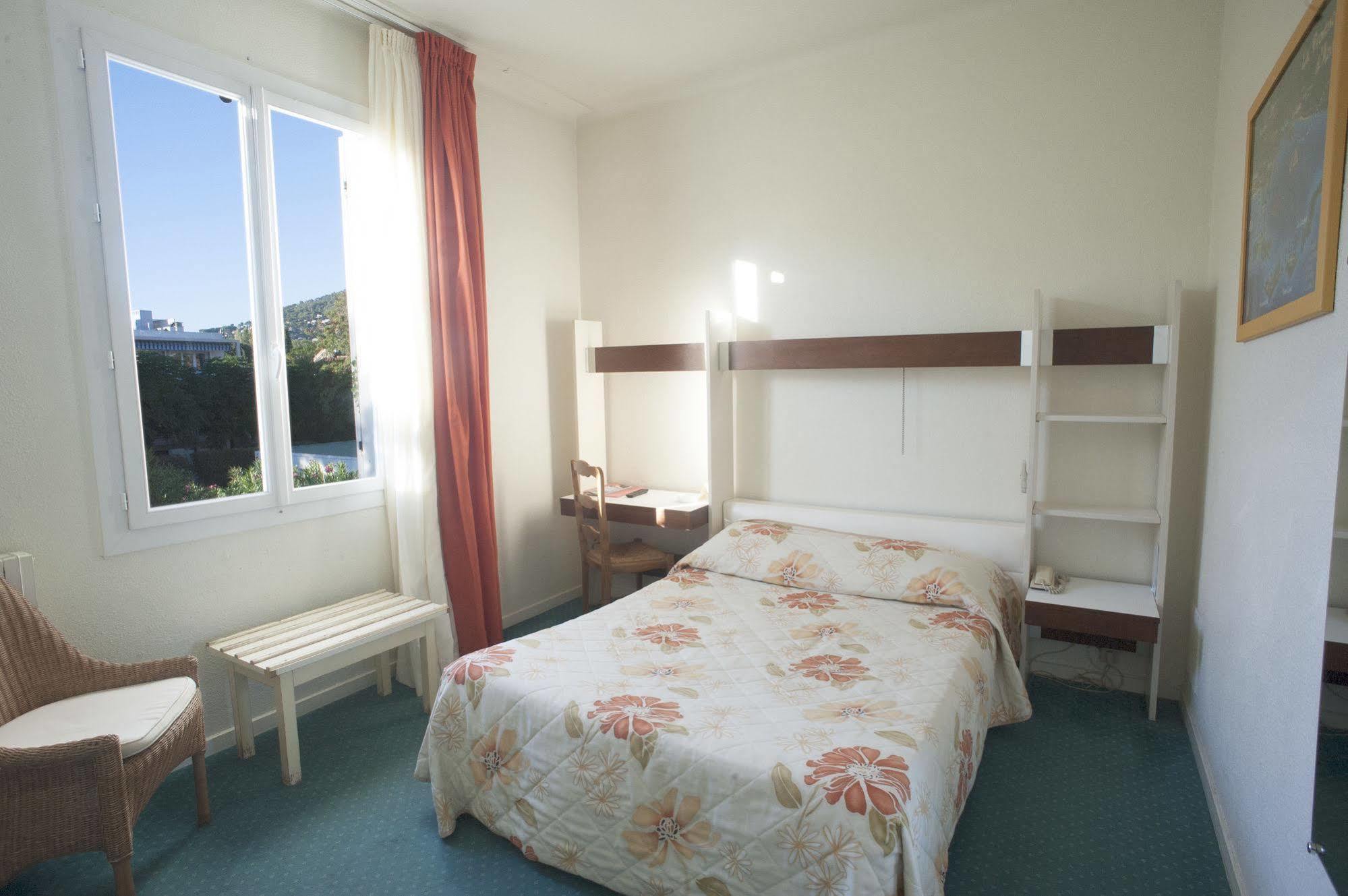 Hotel Le Richiardi Carqueiranne